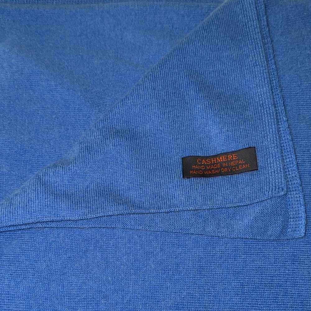 Blue 100% Cashmere Scarf made in Nepal - NWOT